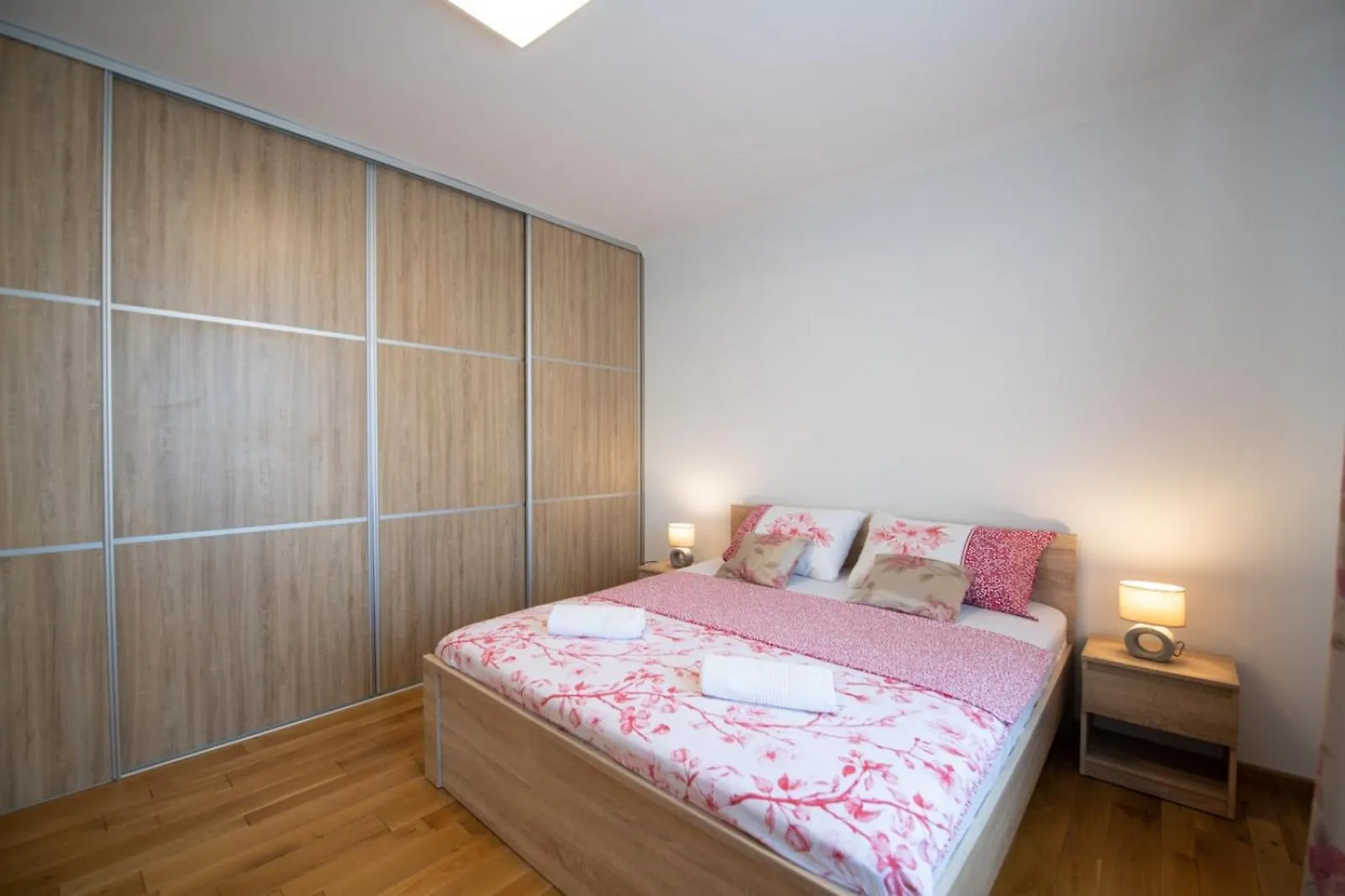 Apartment In Ika With Seaview, Balcony, Air Condition, Wifi 5025-4 0*,