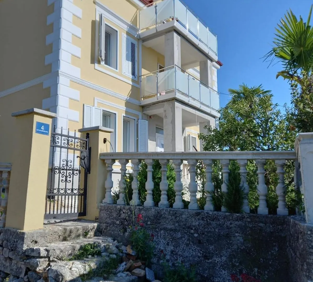 Apartment In Ika With Seaview, Balcony, Air Condition, Wifi 5025-4